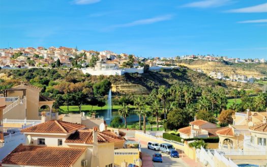 Nouvelle Villa à vendre en Espagne à côté du Golf « la Marquesa »